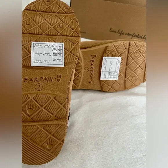 BearPaw Iced Coffee Youth Slippers         Color: Iced Coffee.     Sz 2 - Picture 3 of 4